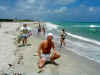 Hernan_playa.jpg (80029 bytes)