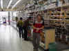 Hernan_tienda.JPG (58314 bytes)
